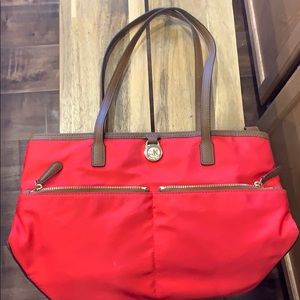 Michael Kors pocket tote coral reef